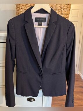 Ann Taylor Dark Gray Blazer Size 6 Classic Career Jacket Tailored Work Office